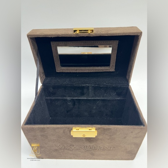 🤎SOLD🤎YSL Jewelry trunks - Picture 8 of 13